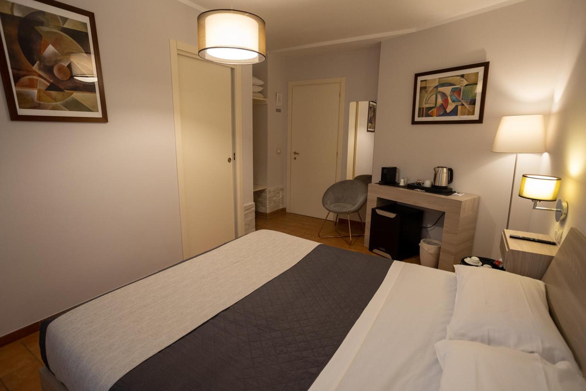 Helios Assisi Hotell Eksteriør bilde